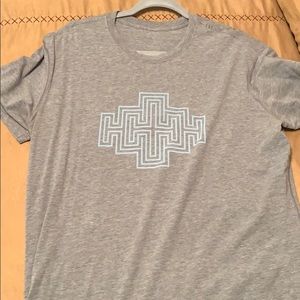 Lululemon workout shirt